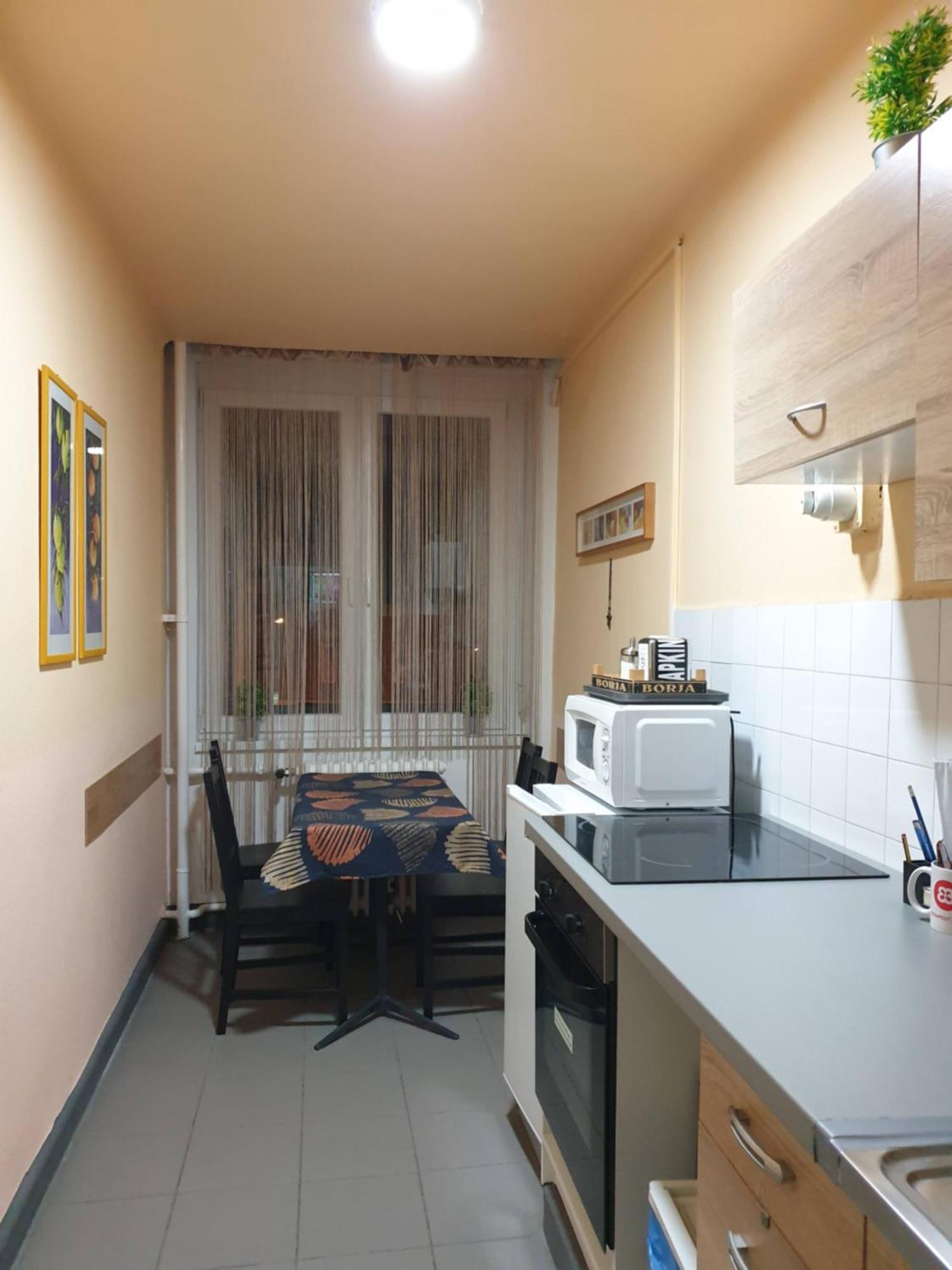 Central Apartman Salgótarján Zewnętrze zdjęcie